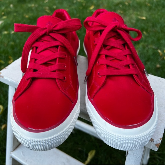 GORGEOUS! Lauren Ralph Lauren Cherry Red Satin Sneakers🍒 - Picture 5 of 11